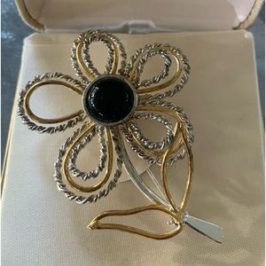 Flower Brooch Gold/Silver Tone w/ Black Center Stone by (In-Vest-Ments)  “NWOT”